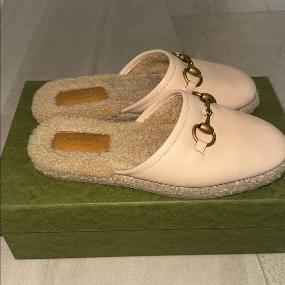 ✨✨Gucci size 7 slip in mules- offers welcomed!!!!✨✨ - Picture 5 of 7